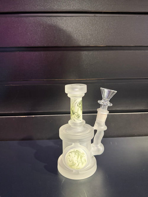 Belus Glass mini two-hole sandblasted maria rig - UV wigwag disc